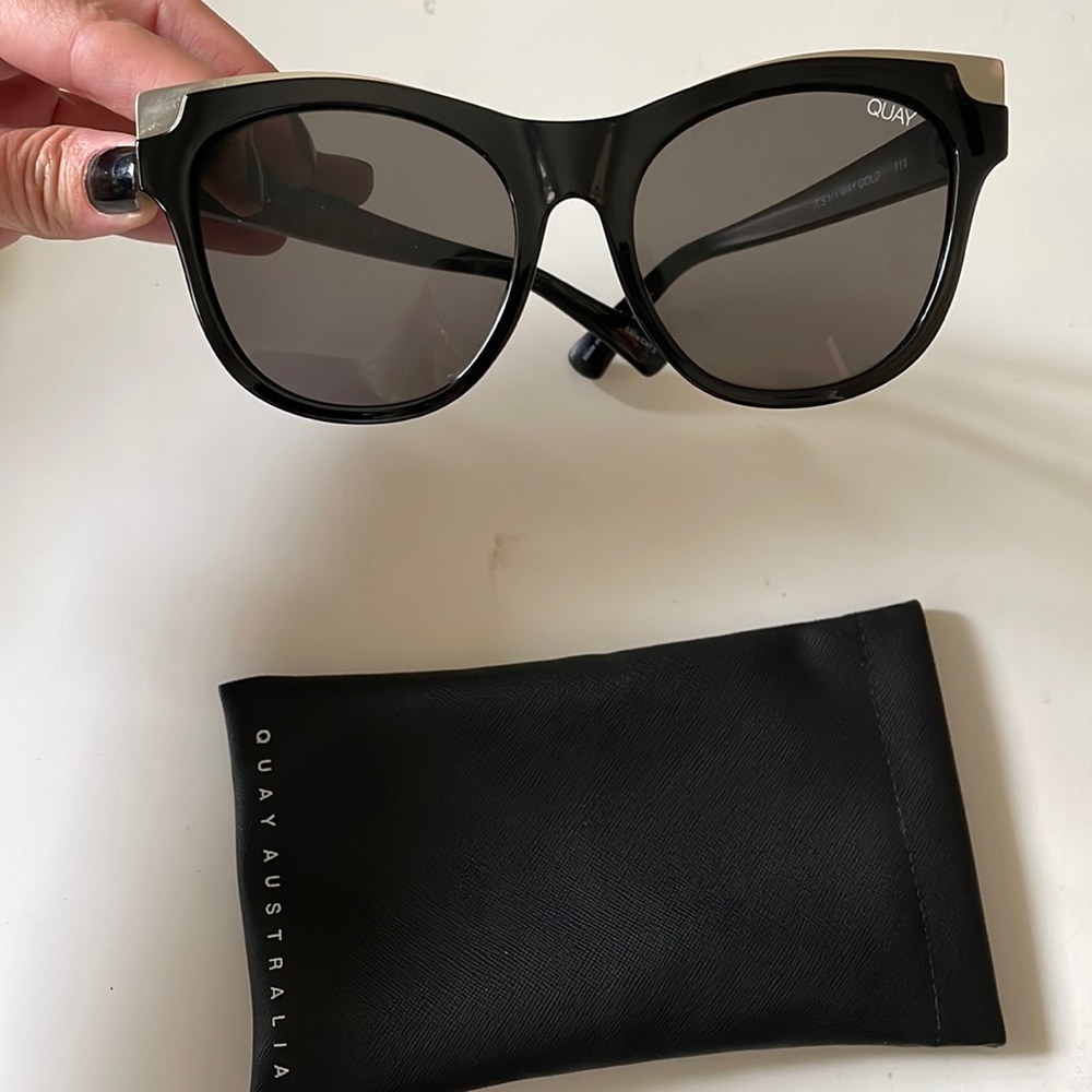 Quay “It’s My Way Gold” Sunglasses